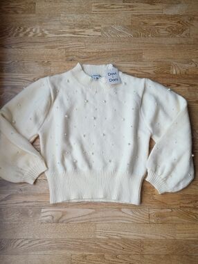 (L) NWT DAVI & DANI Cream Pearl-Studded Sweater Soft Fluffy Elegant Embellished